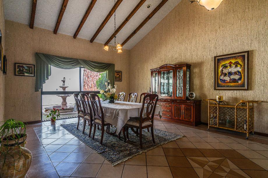 Nogal, Querétaro, Querétaro, 76140, Mexico, 3 Bedrooms Bedrooms, ,2 BathroomsBathrooms,Residential,For Sale,Nogal,1610083