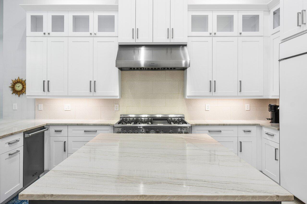 17607 Bocaire Place, Boca Raton, Florida, 33487, United States, 6 Bedrooms Bedrooms, ,5 BathroomsBathrooms,Residential,For Sale,17607 Bocaire Place,1679087