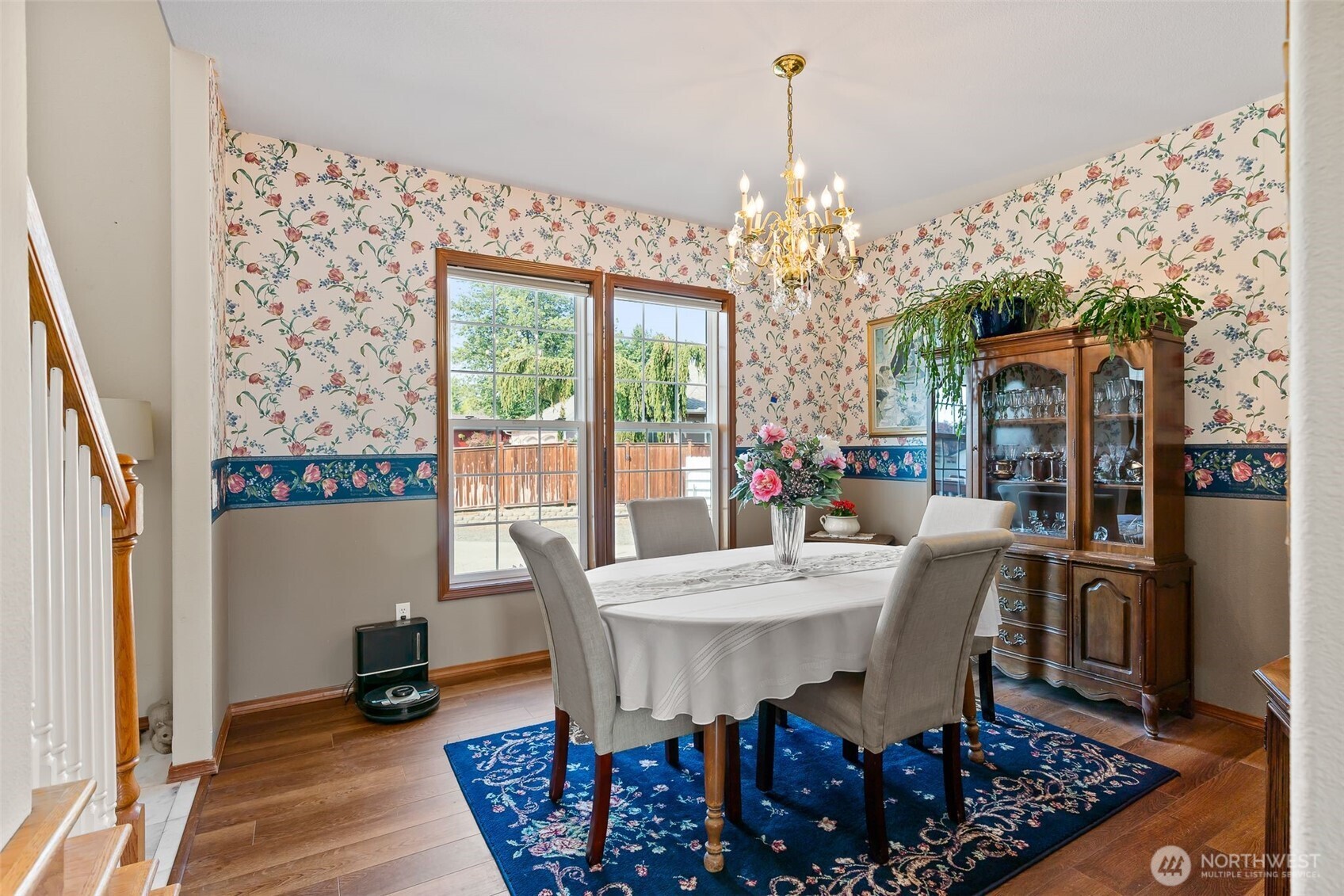 Ellensburg, Washington, 98926, United States, 4 Bedrooms Bedrooms, ,4 BathroomsBathrooms,Residential,For Sale,1983765