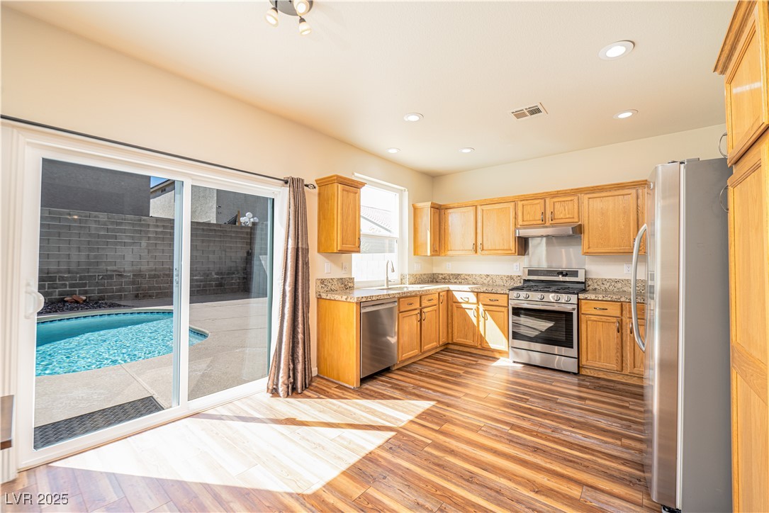 Las Vegas, Nevada, 89129, United States, 4 Bedrooms Bedrooms, ,3 BathroomsBathrooms,Residential,For Sale,1958001