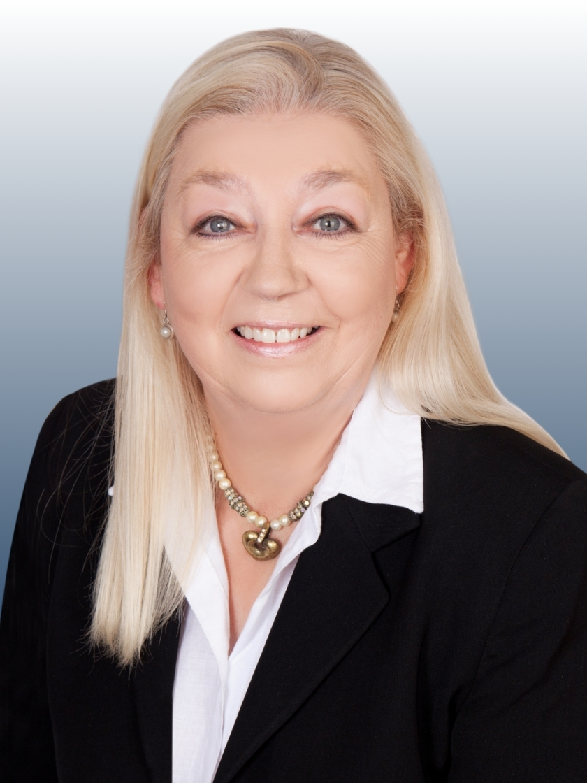 Elaine Dobson