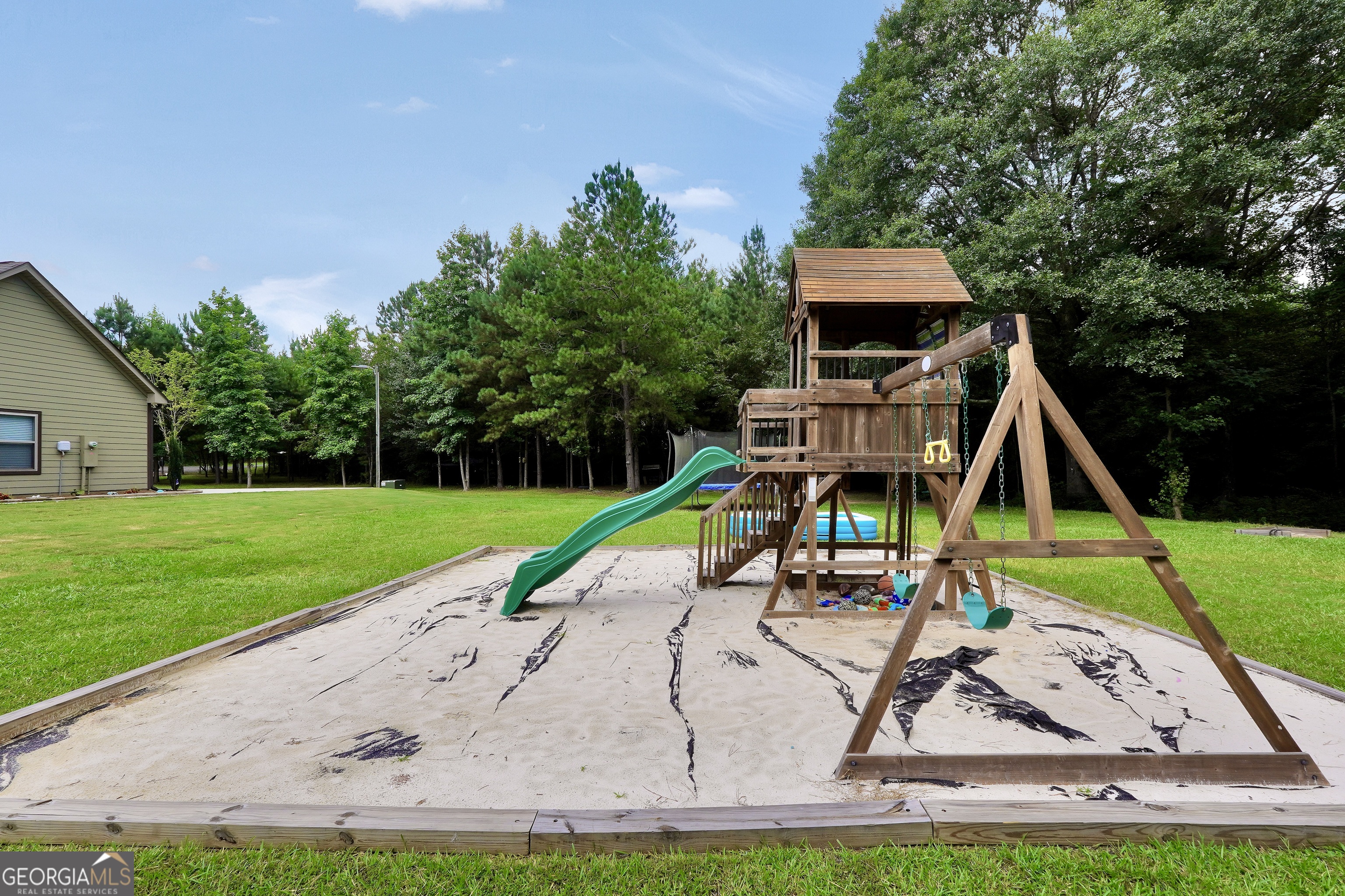 Griffin, Georgia, 30223, United States, 3 Bedrooms Bedrooms, ,3 BathroomsBathrooms,Residential,For Sale,2009232