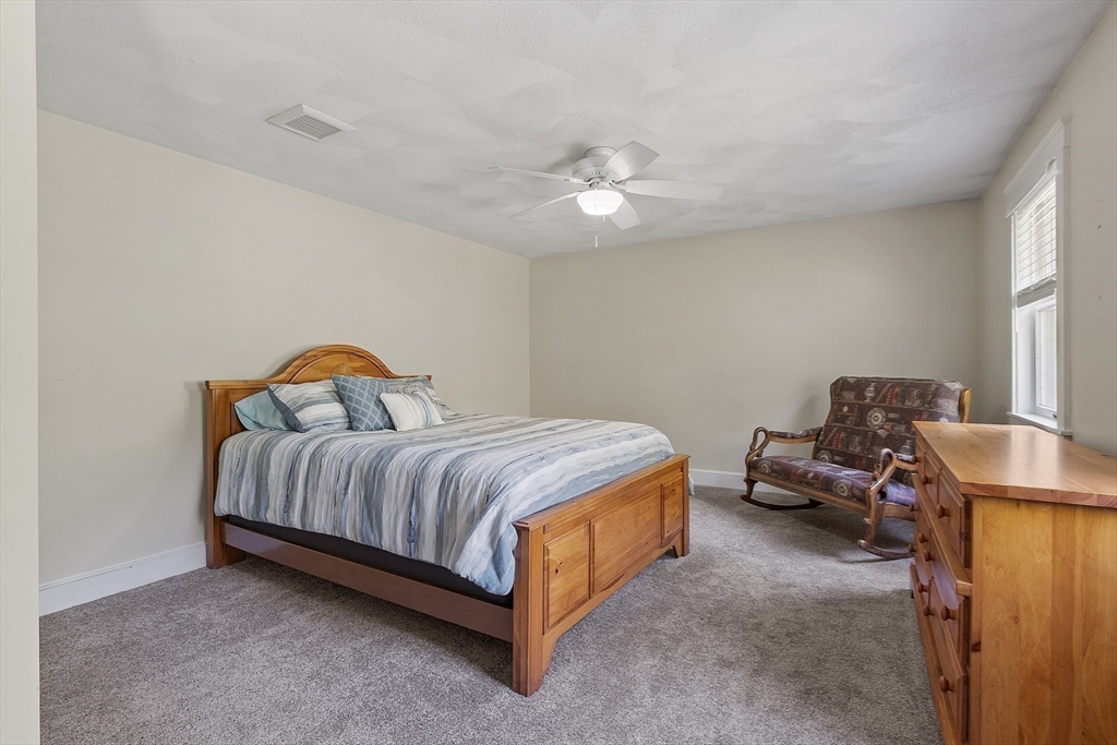 Lunenburg, Massachusetts, 01462, United States, 4 Bedrooms Bedrooms, ,3 BathroomsBathrooms,Residential,For Sale,1885321