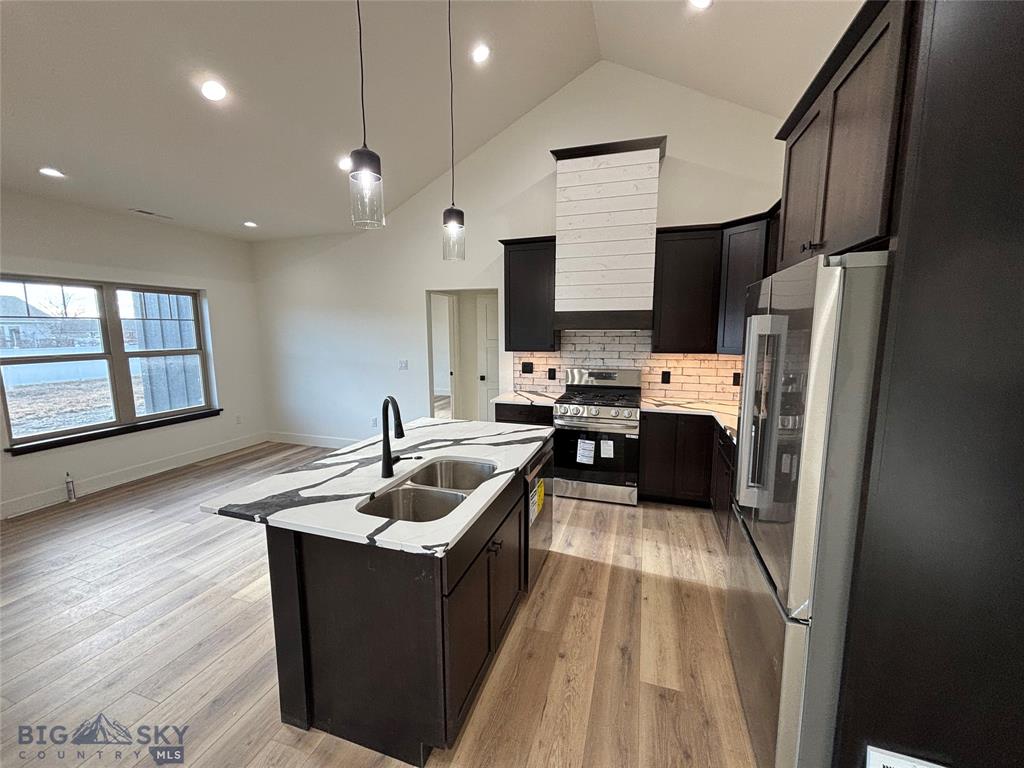 Deer Lodge, Montana, 59722, United States, 3 Bedrooms Bedrooms, ,2 BathroomsBathrooms,Residential,For Sale,2005474