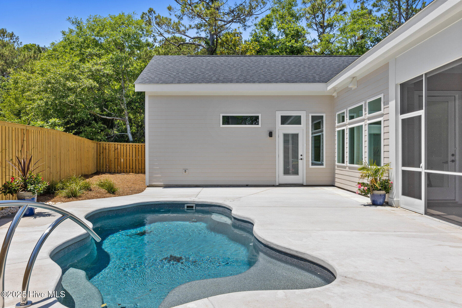Carolina Beach, North Carolina, 28428, United States, 4 Bedrooms Bedrooms, ,6 BathroomsBathrooms,Residential,For Sale,1828584