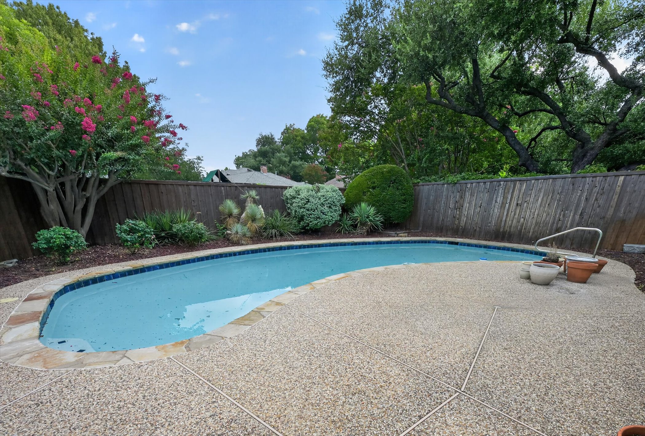  8833 Kenton Drive, Dallas, TX, 75231 - 物件實景