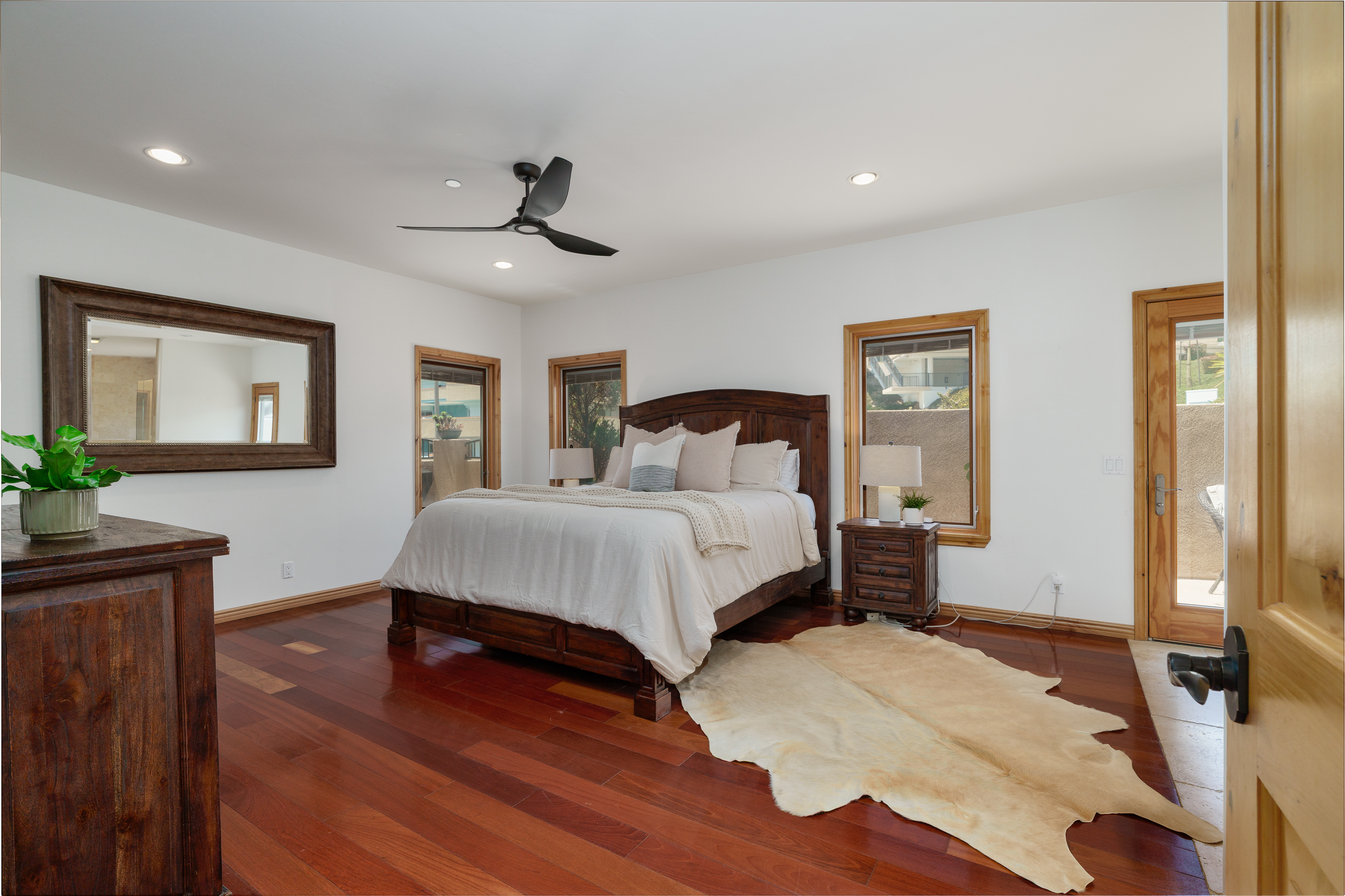  300 North Kalorama Street, Ventura, CA 93001 - 物件實景