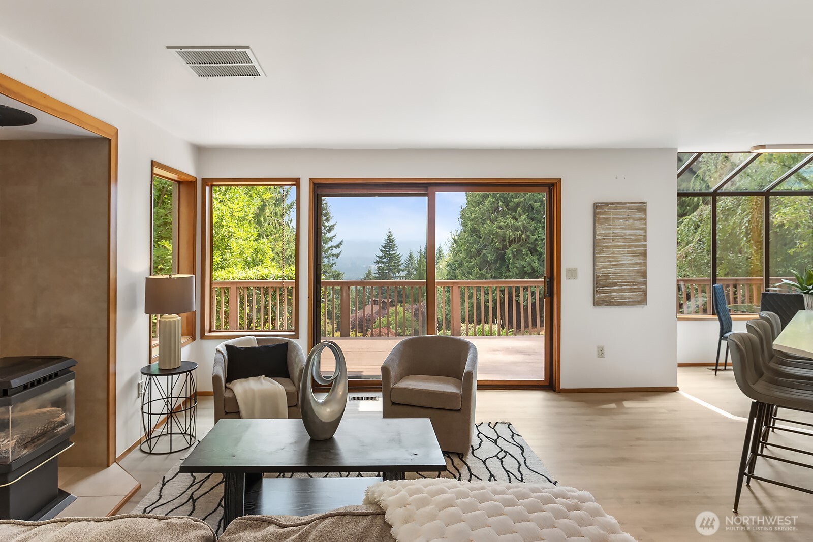 Carnation, Washington, 98014, United States, 3 Bedrooms Bedrooms, ,3 BathroomsBathrooms,Residential,For Sale,1940299