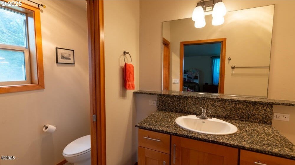 Depoe Bay, Oregon, 97341, United States, 3 Bedrooms Bedrooms, ,4 BathroomsBathrooms,Residential,For Sale,1939228