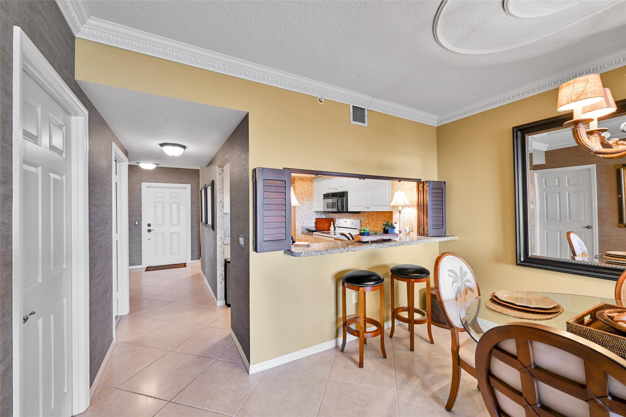 Pompano Beach, Florida, 33062, United States, 2 Bedrooms Bedrooms, ,3 BathroomsBathrooms,Residential,For Sale,2024404