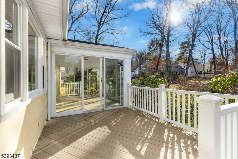 Berkeley Heights Twp., New Jersey, 07922, United States, 4 Bedrooms Bedrooms, ,2 BathroomsBathrooms,Residential,For Sale,2003400