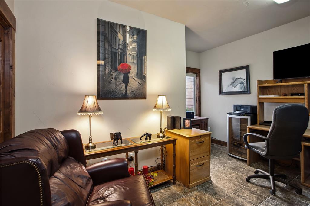 Polson, Montana, 59860, United States, 3 Bedrooms Bedrooms, ,2 BathroomsBathrooms,Residential,For Sale,1983270