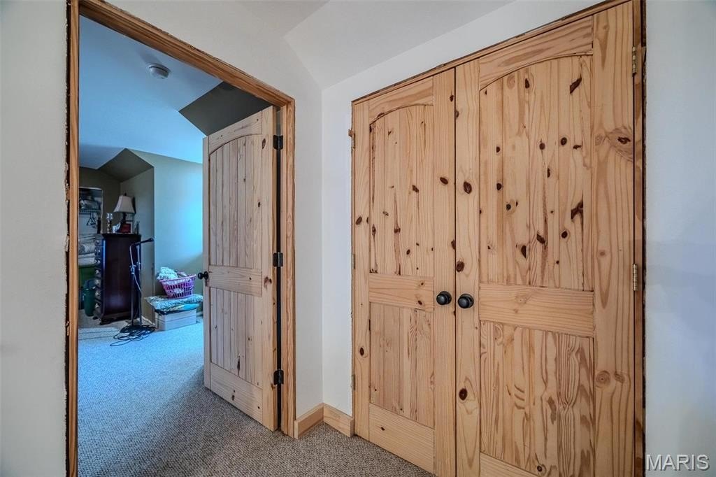 Lebanon, Missouri, 65536, United States, 4 Bedrooms Bedrooms, ,4 BathroomsBathrooms,Residential,For Sale,1976703