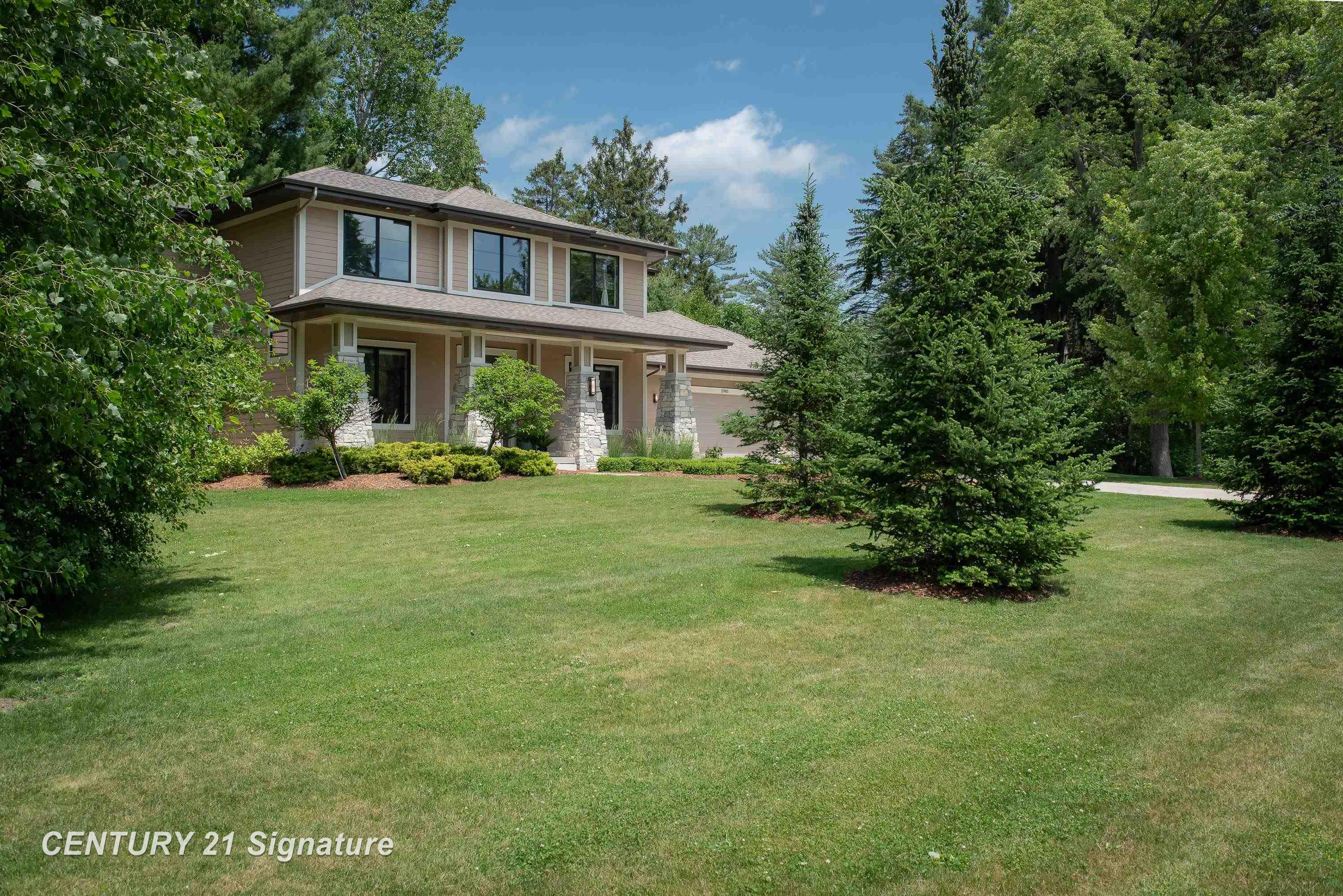 Midland, Michigan, 48642, United States, 4 Bedrooms Bedrooms, ,5 BathroomsBathrooms,Residential,For Sale,1975618