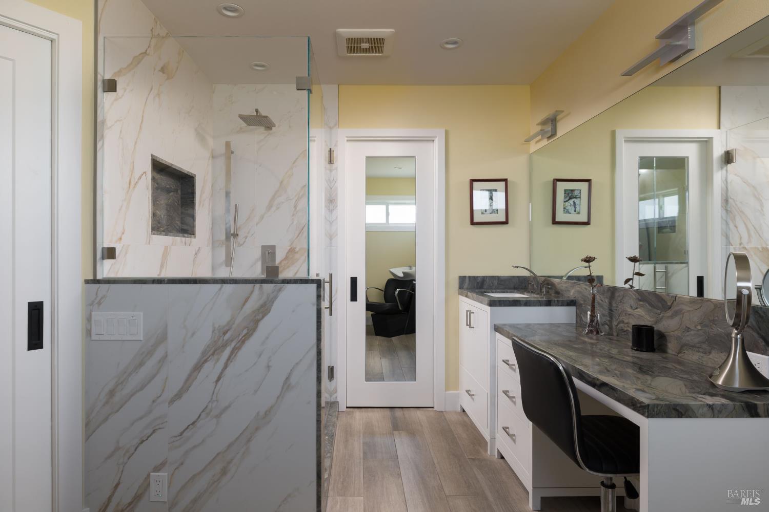 Santa Rosa, California, 95401, United States, 4 Bedrooms Bedrooms, ,4 BathroomsBathrooms,Residential,For Sale,1993093