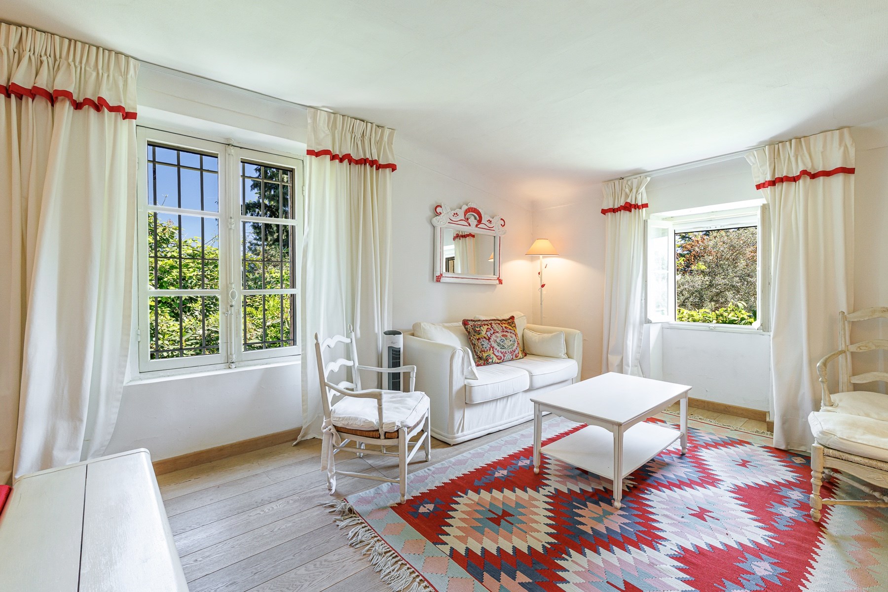  Vence, renovated 18th century estate for sale with one hectare of landscaped gr… - 物件實景