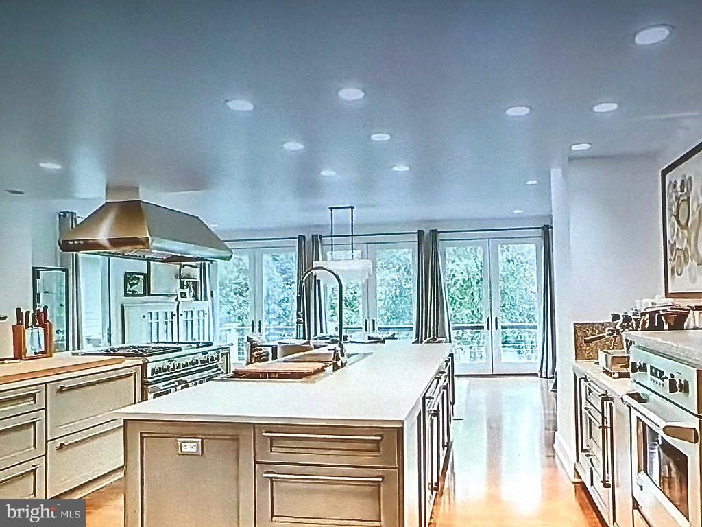Fredericksburg, Virginia, 22405, United States, 5 Bedrooms Bedrooms, ,5 BathroomsBathrooms,Residential,For Sale,1825163