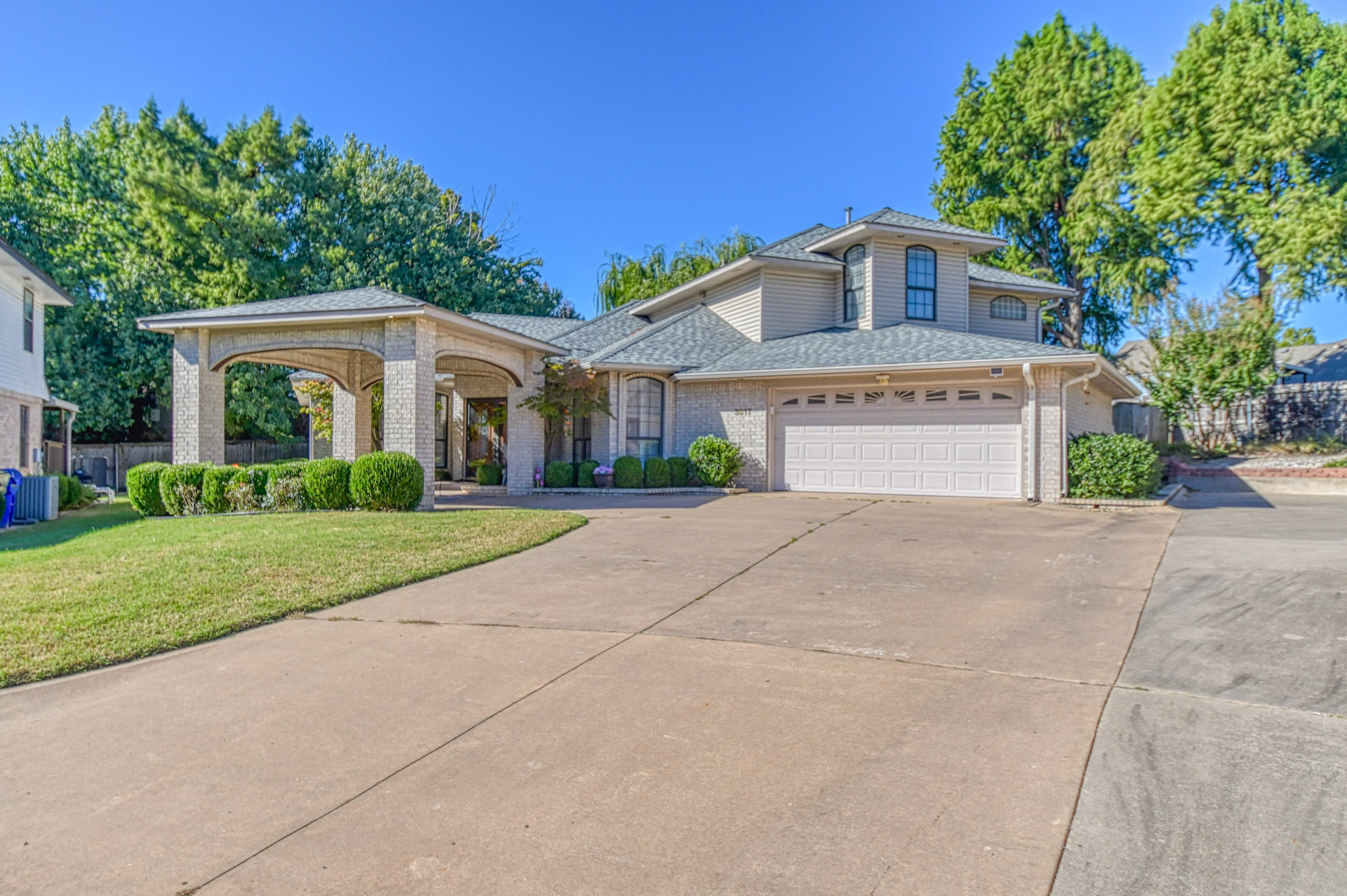 Norman, Oklahoma, 73072, United States, 4 Bedrooms Bedrooms, ,3 BathroomsBathrooms,Residential,For Sale,1967974