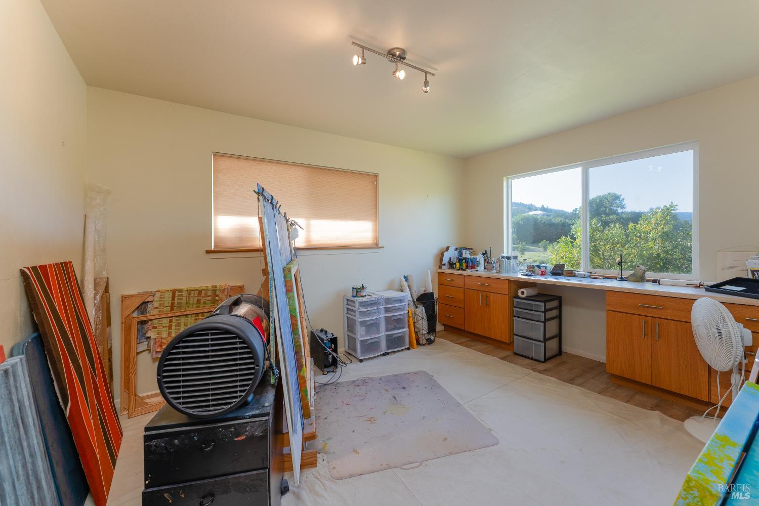 Redwood Valley, California, 954470, United States, 4 Bedrooms Bedrooms, ,3 BathroomsBathrooms,Residential,For Sale,1838105