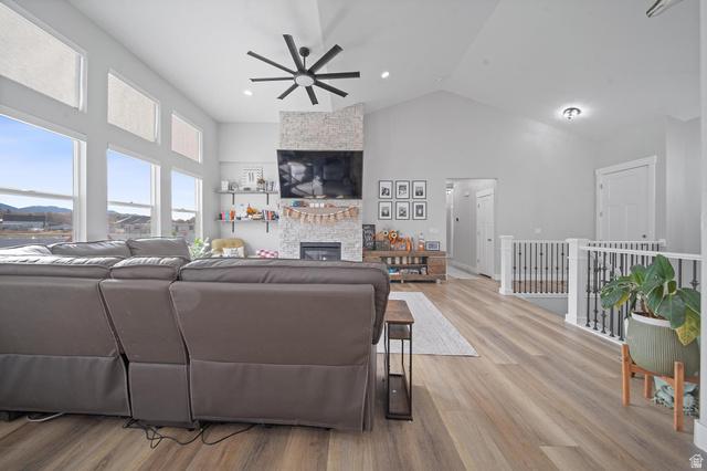 Lake Point, Utah, 84074, United States, 3 Bedrooms Bedrooms, ,3 BathroomsBathrooms,Residential,For Sale,1998720