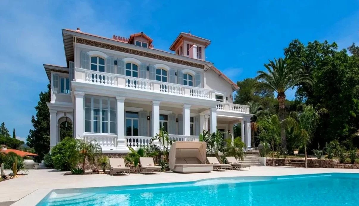 Saint-Raphaël, Provence-Alpes-Côte d’Azur, 83700, FR, 5 Bedrooms Bedrooms, ,Residential,For Sale,1994544