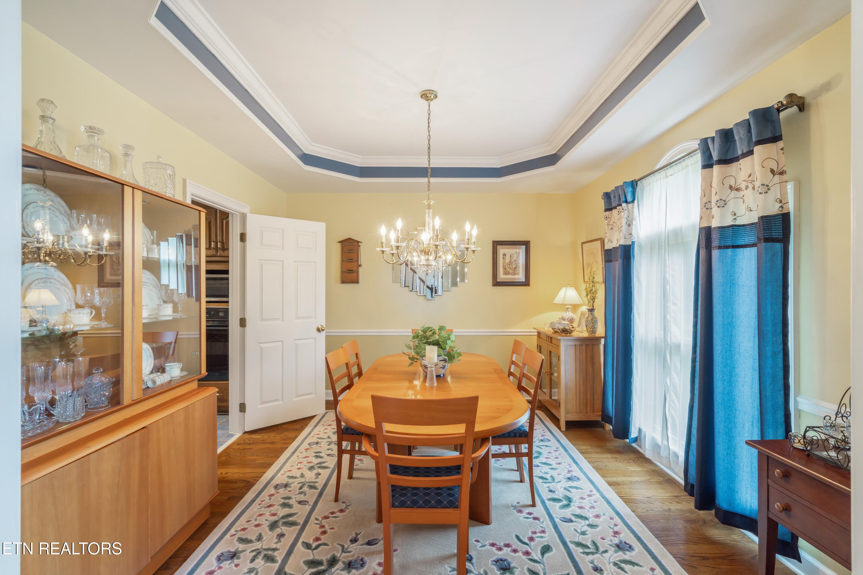 Kingston, Tennessee, 37763, United States, 3 Bedrooms Bedrooms, ,3 BathroomsBathrooms,Residential,For Sale,1762523