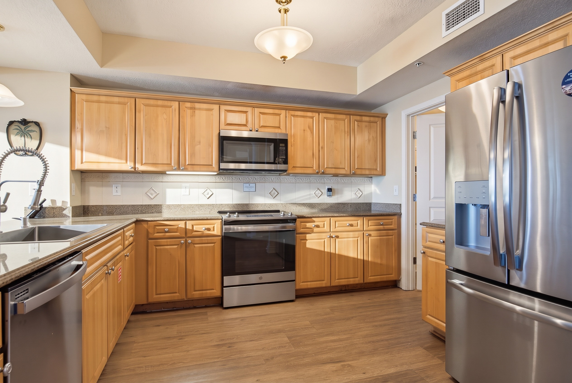  200 Ocean Crest Drive, Palm Coast, FL, 32137 - 物件實景