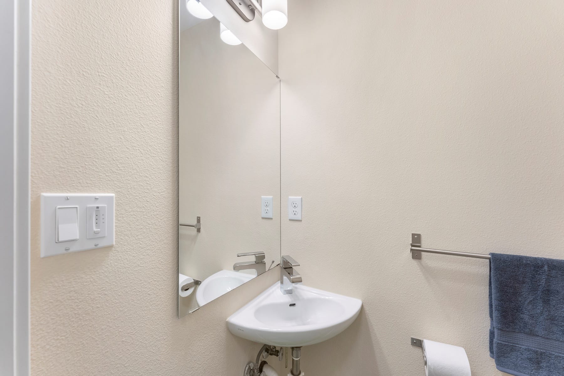  14794 SW WATERSHED LN Beaverton, OR 97007 - 物件實景