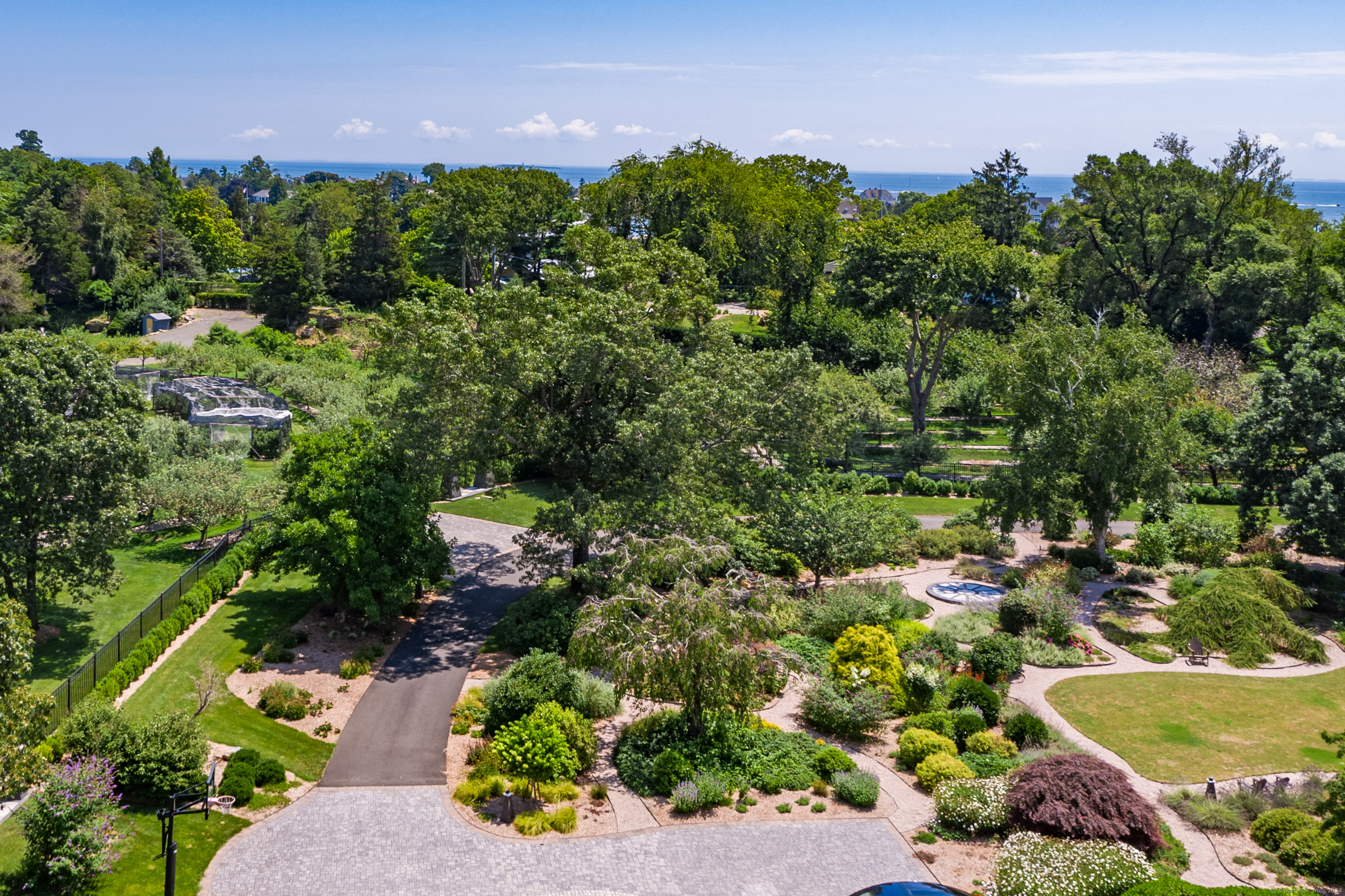 215 Uncas Point Road, Guilford, Connecticut, 06437, United States, 6 Bedrooms Bedrooms, ,5 BathroomsBathrooms,Residential,For Sale,215 Uncas Point Road,1580179