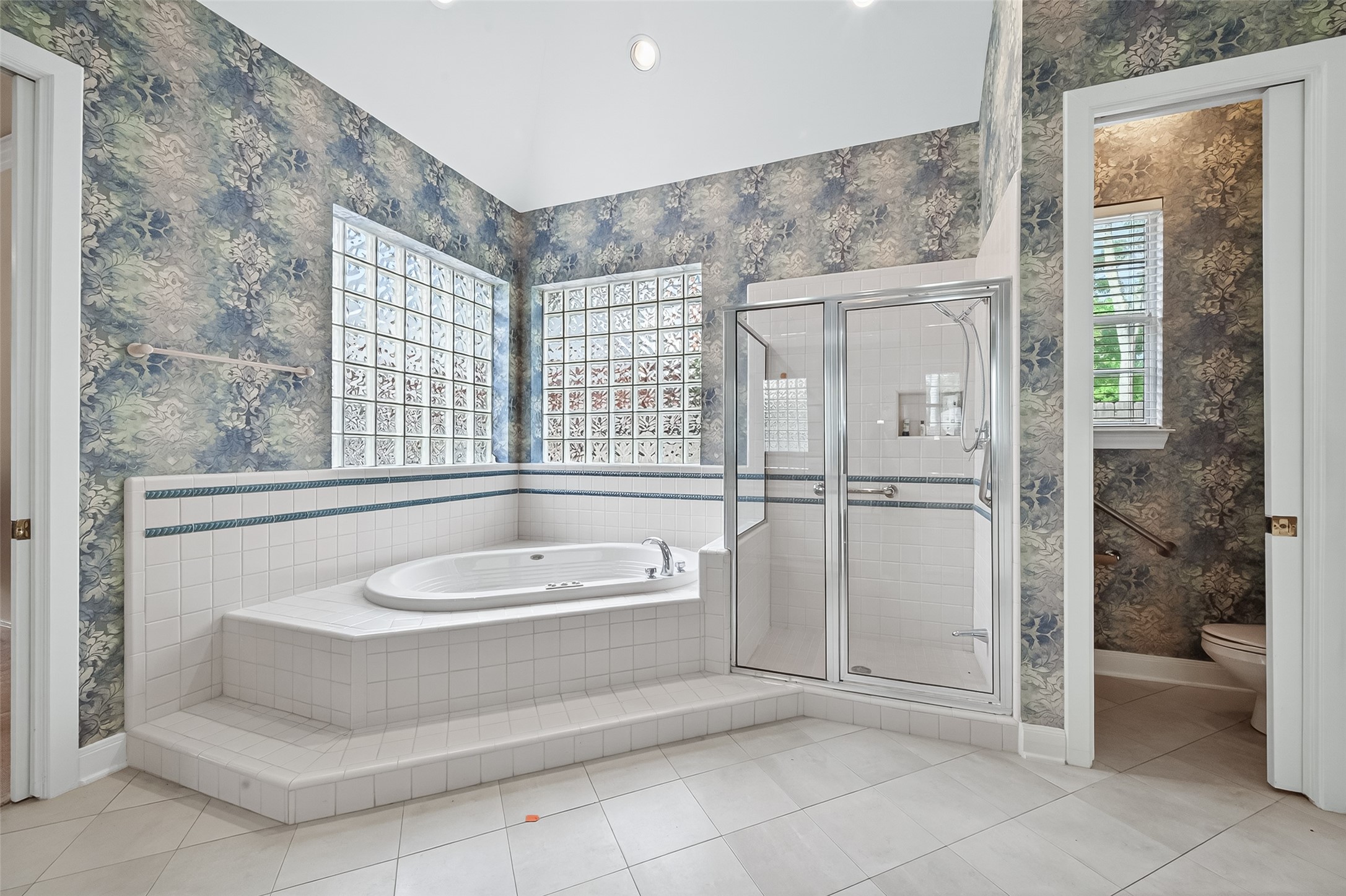  12130 Maple Rock Drive - 物件實景