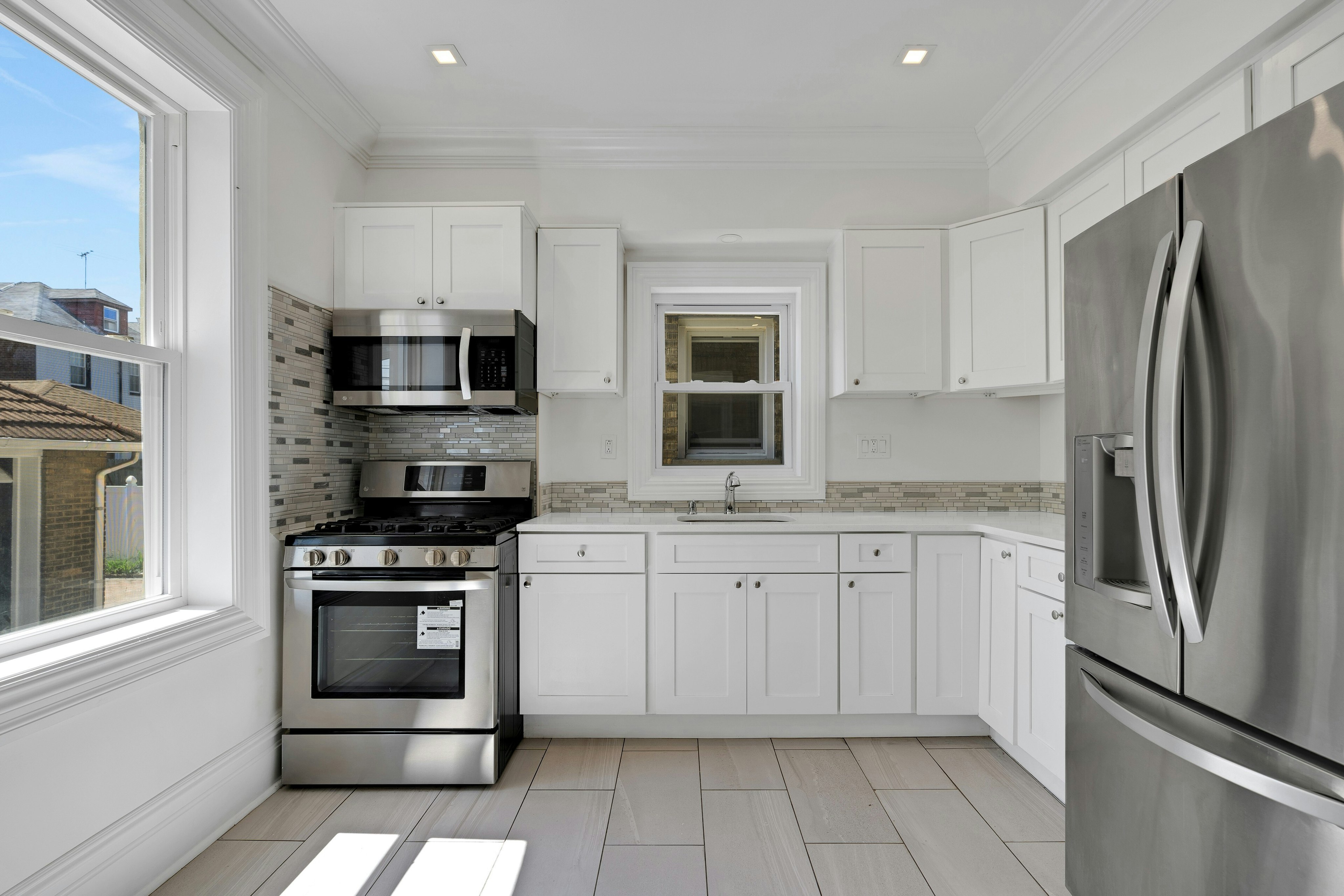  8128 Kennedy Blvd, North Bergen, NJ 07047 - 物件實景