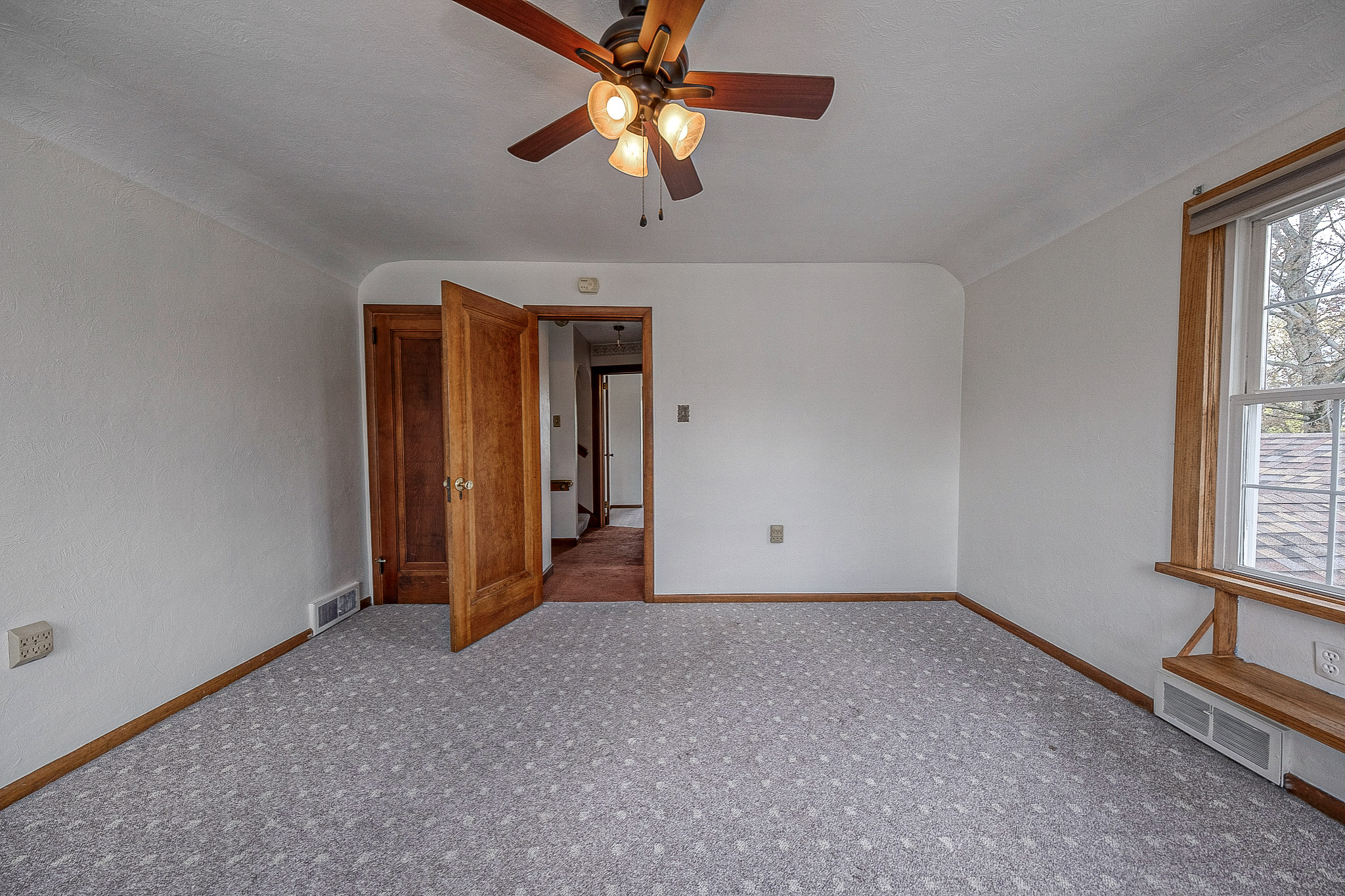  2112 Clayton Road - 物件實景