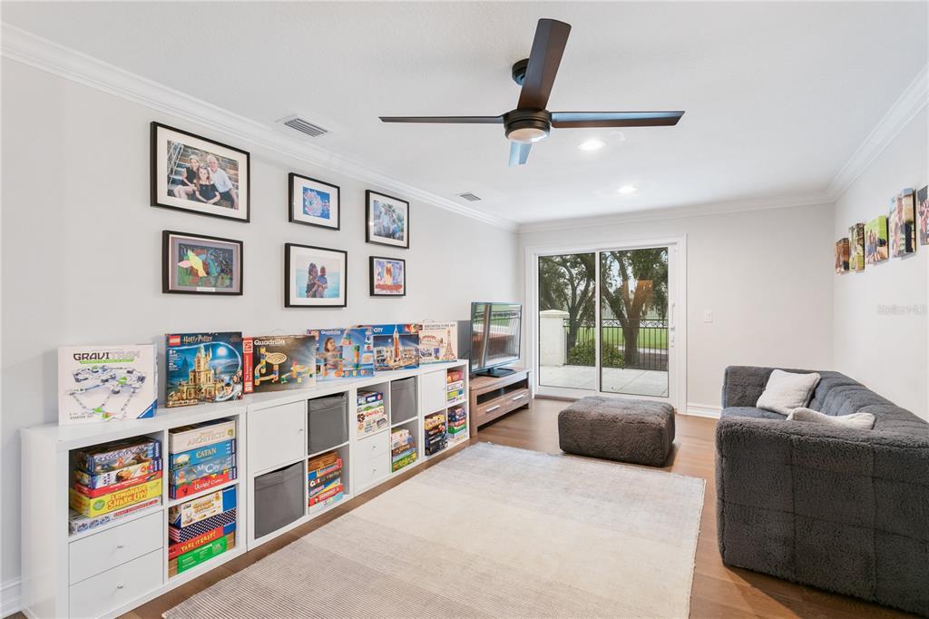 Tampa, Florida, 33613, United States, 7 Bedrooms Bedrooms, ,8 BathroomsBathrooms,Residential,For Sale,1979226