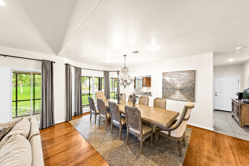Fredericksburg, Texas, 78624, United States, 6 Bedrooms Bedrooms, ,6 BathroomsBathrooms,Residential,For Sale,2048440