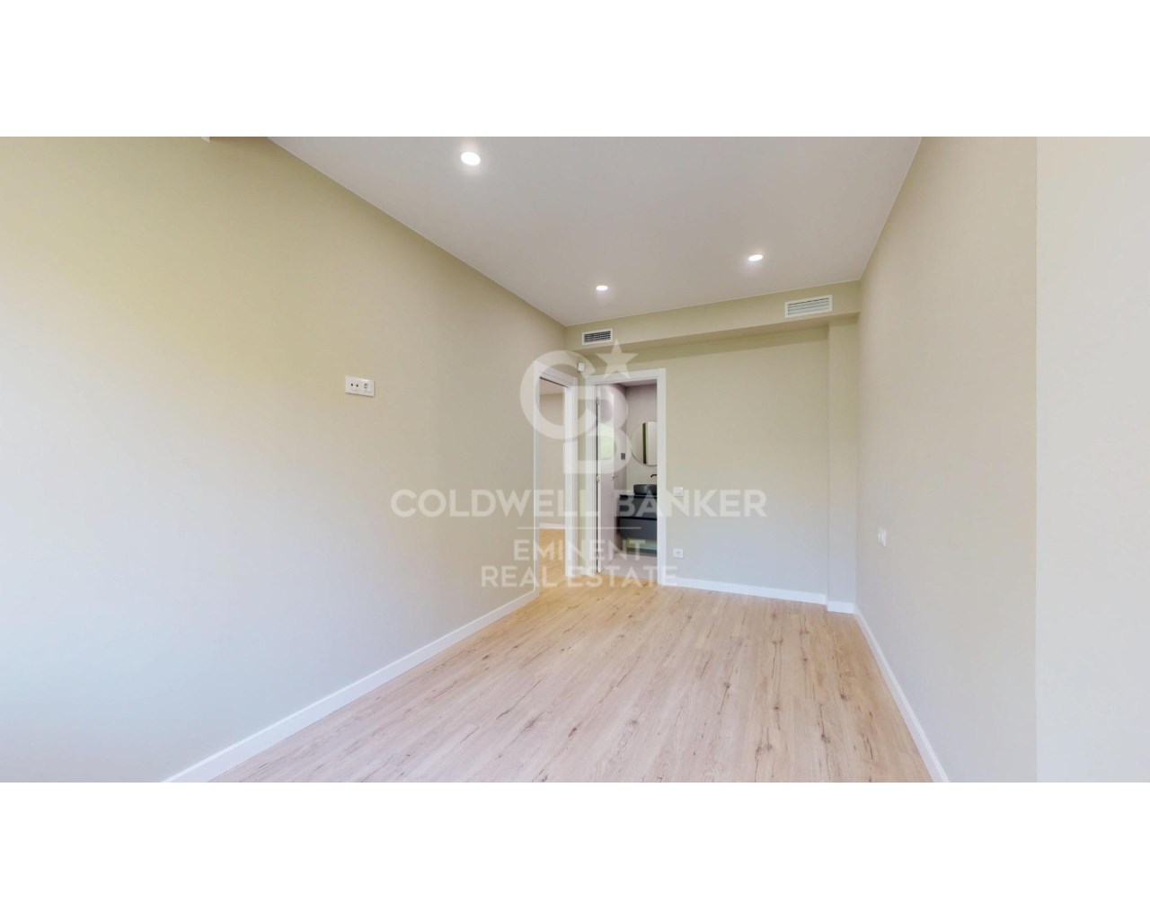Barcelona, Catalonia, ES, 3 Bedrooms Bedrooms, ,2 BathroomsBathrooms,Residential,For Sale,1744156