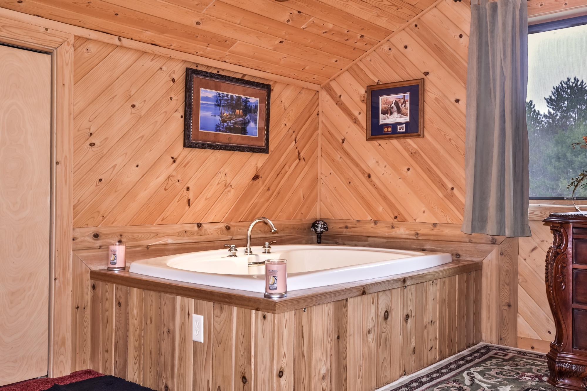 Tomahawk, Wisconsin, 54487, United States, 3 Bedrooms Bedrooms, ,3 BathroomsBathrooms,Residential,For Sale,1798272