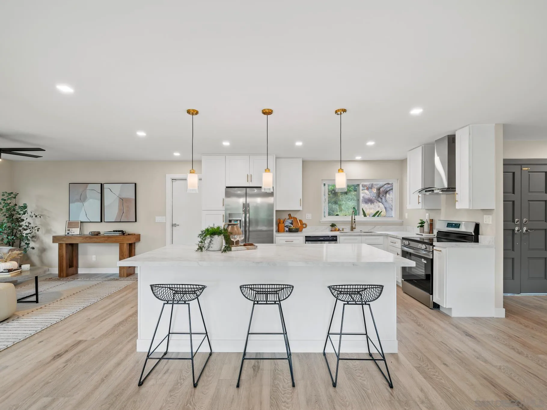 San Diego, California, 92129, United States, 3 Bedrooms Bedrooms, ,2 BathroomsBathrooms,Residential,For Sale,2000829