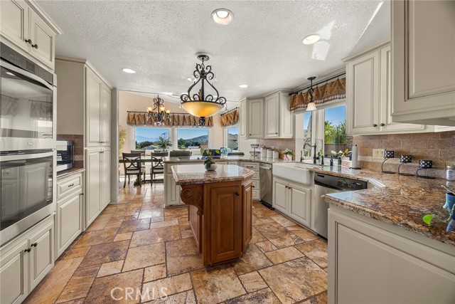 Canyon Lake, California, 92587, United States, 3 Bedrooms Bedrooms, ,2 BathroomsBathrooms,Residential,For Sale,2030791