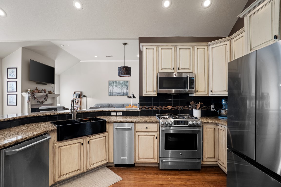 Jonesboro, Arkansas, 72404, United States, 4 Bedrooms Bedrooms, ,3 BathroomsBathrooms,Residential,For Sale,1989534