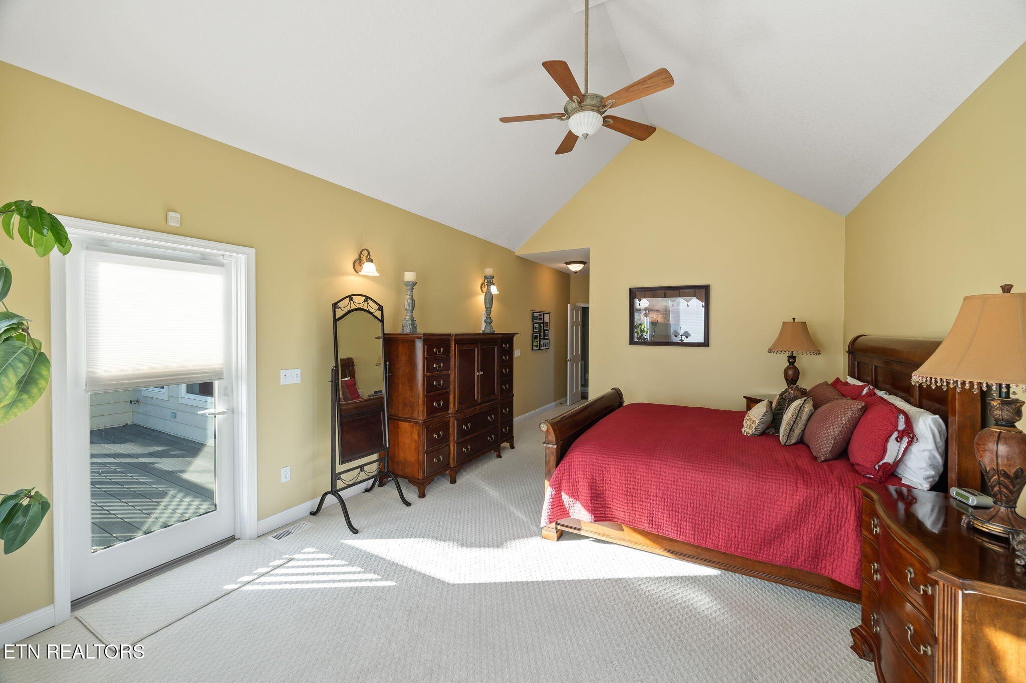 Deer Lodge, Tennessee, 37726, United States, 3 Bedrooms Bedrooms, ,4 BathroomsBathrooms,Residential,For Sale,1996492