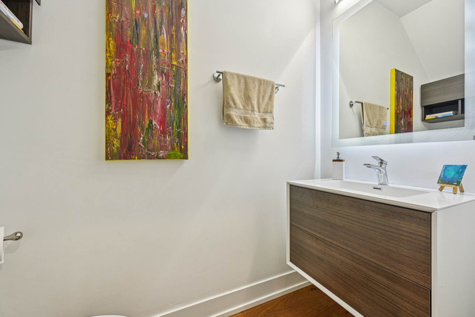 Evanston, Illinois, 60202, United States, 4 Bedrooms Bedrooms, ,3 BathroomsBathrooms,Residential,For Sale,1991957