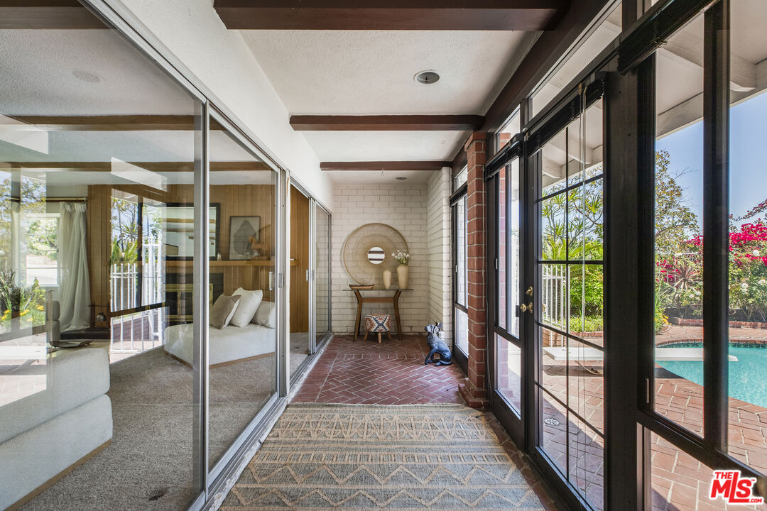 Los Angeles, California, 90027, United States, 4 Bedrooms Bedrooms, ,4 BathroomsBathrooms,Residential,For Sale,1918176