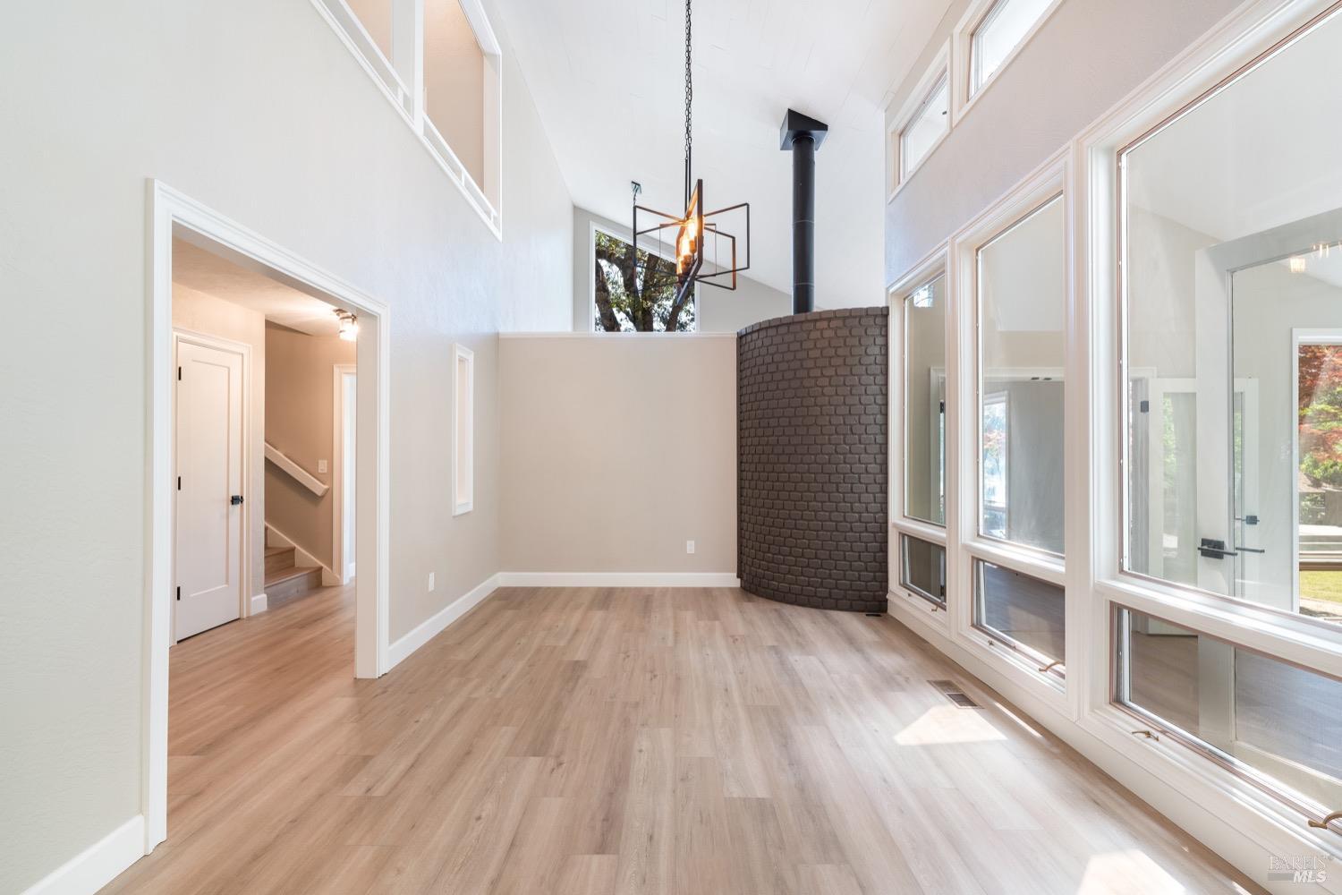 Angwin, California, 94508, United States, 4 Bedrooms Bedrooms, ,4 BathroomsBathrooms,Residential,For Sale,1989256