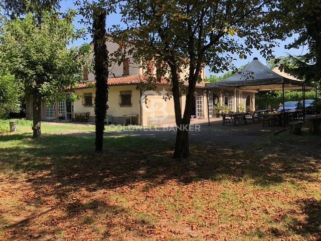 Santarcangelo di Romagna, Rimini, 47038, IT, 5 Bedrooms Bedrooms, ,4 BathroomsBathrooms,Residential,For Sale,1820117