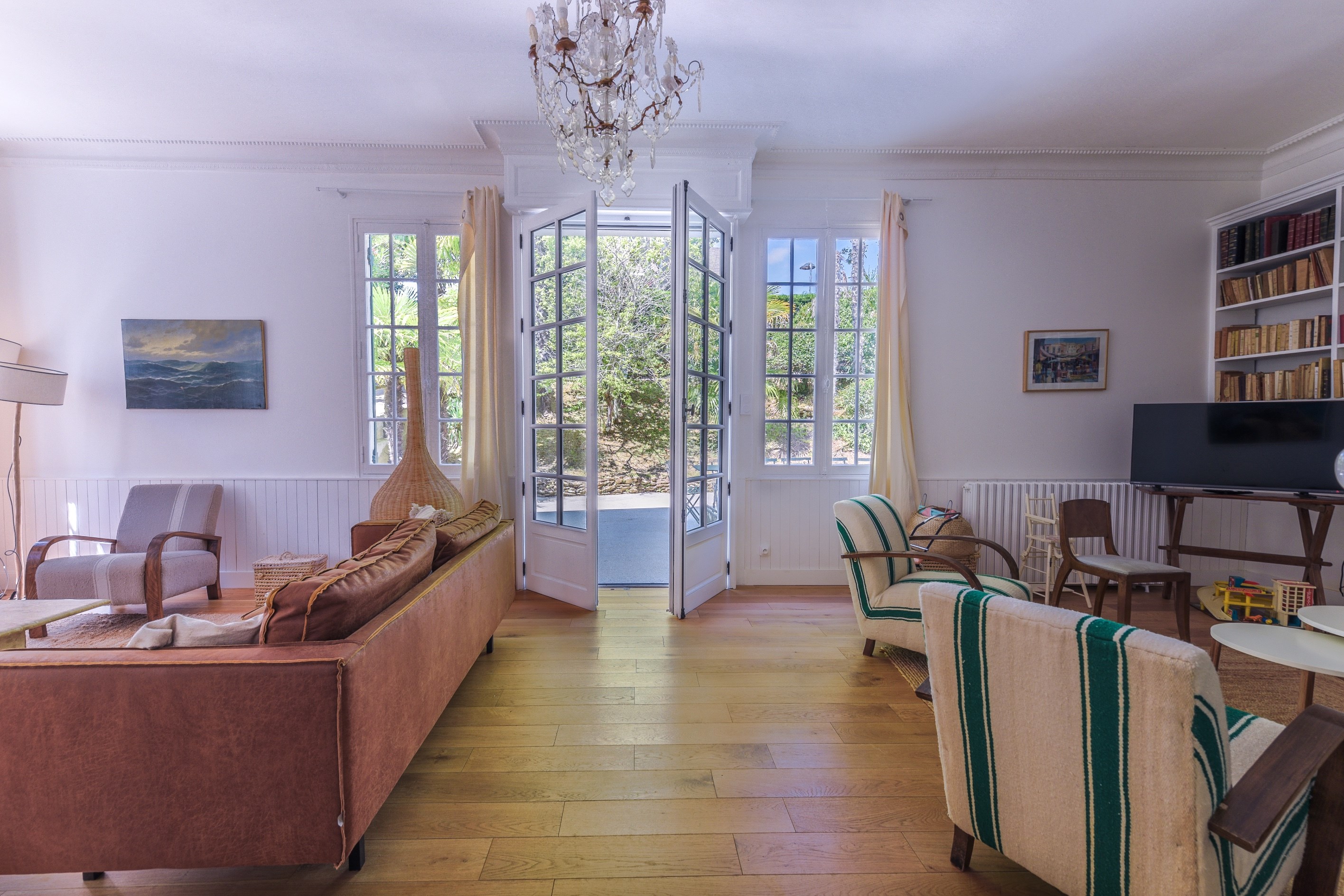  ARCACHON - SPRING CITY - MAGNIFICENT RENOVATED FAMILY VILLA 150 M FROM THE BEACH - 物件實景