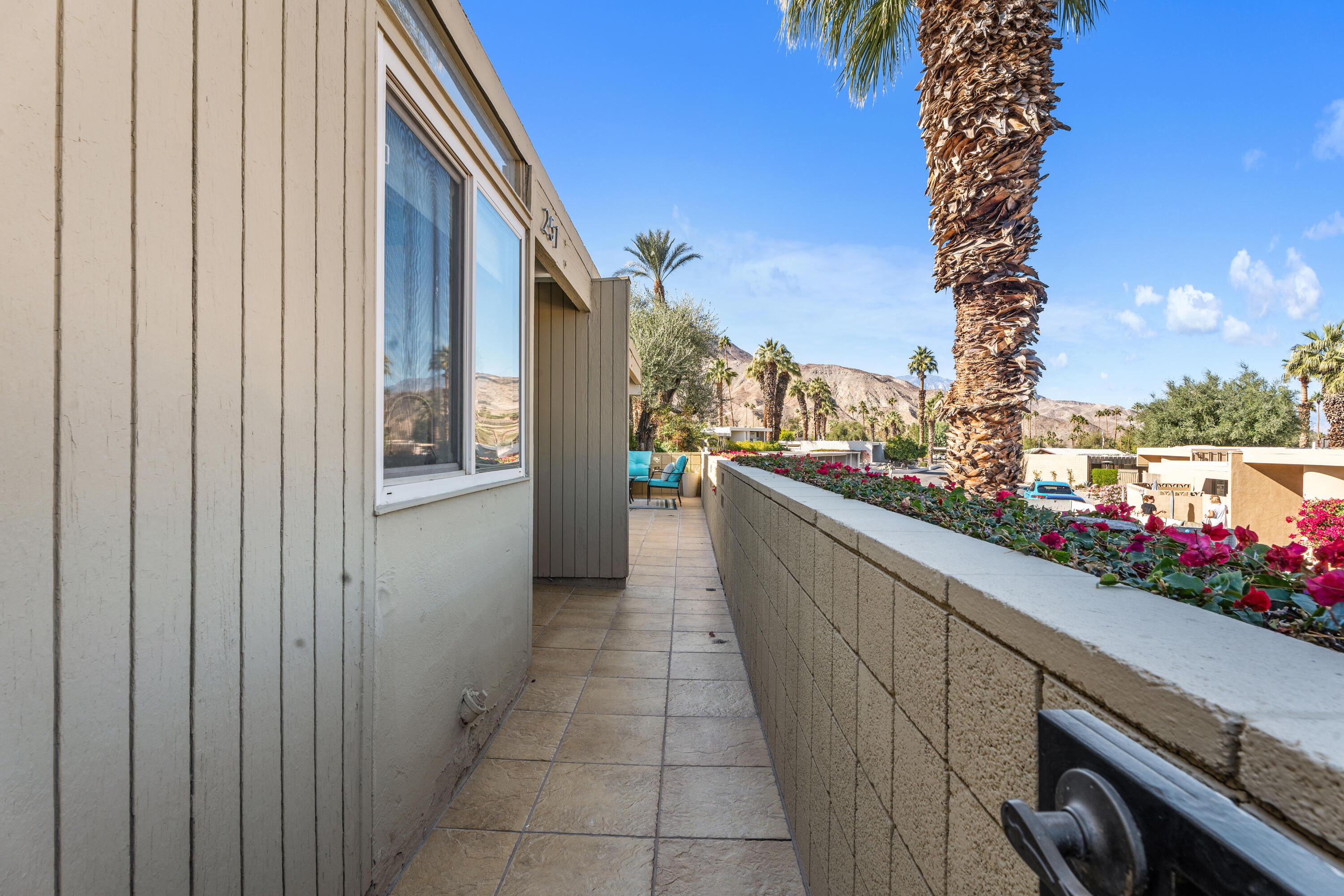 Palm Desert, California, 92260, United States, 2 Bedrooms Bedrooms, ,1 BathroomBathrooms,Residential,For Sale,1994771