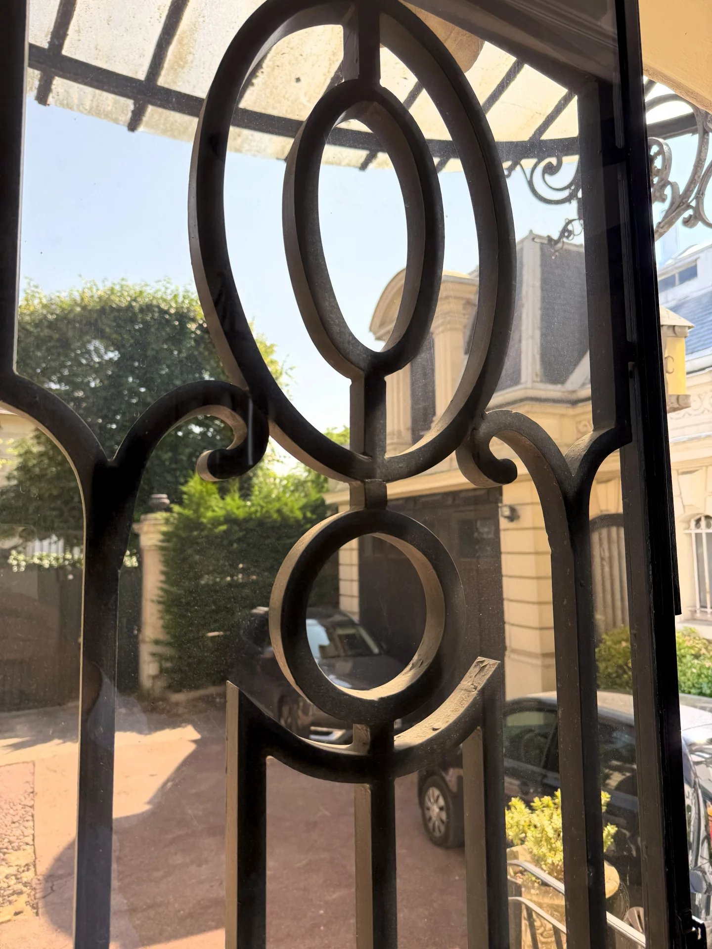 Versailles, Île-de-France, 78000, FR, 8 Bedrooms Bedrooms, ,8 BathroomsBathrooms,Residential,For Sale,1876940