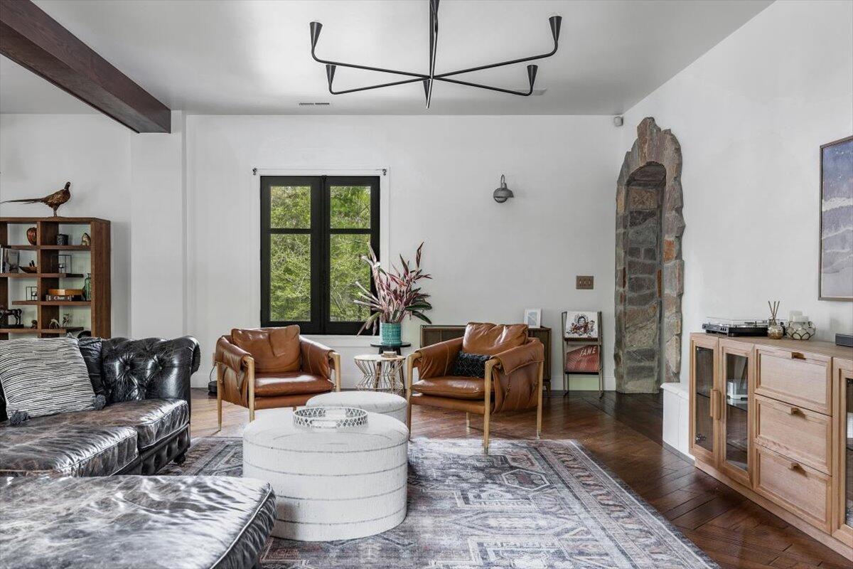 Michiana Shores, Indiana, 46360, United States, 5 Bedrooms Bedrooms, ,4 BathroomsBathrooms,Residential,For Sale,1949684