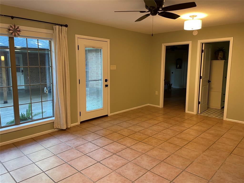 Abilene, Texas, 79606, United States, 3 Bedrooms Bedrooms, ,2 BathroomsBathrooms,Residential,For Sale,1988306