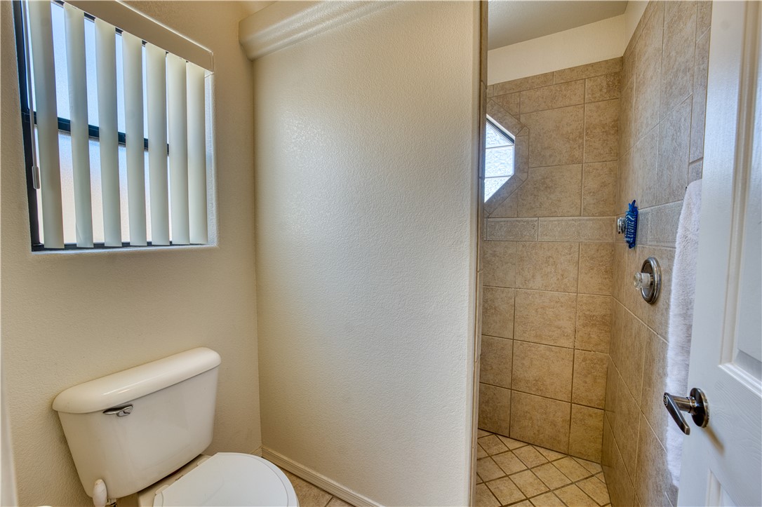 Lake Havasu, Arizona, 86403, United States, 3 Bedrooms Bedrooms, ,1 BathroomBathrooms,Residential,For Sale,1901749